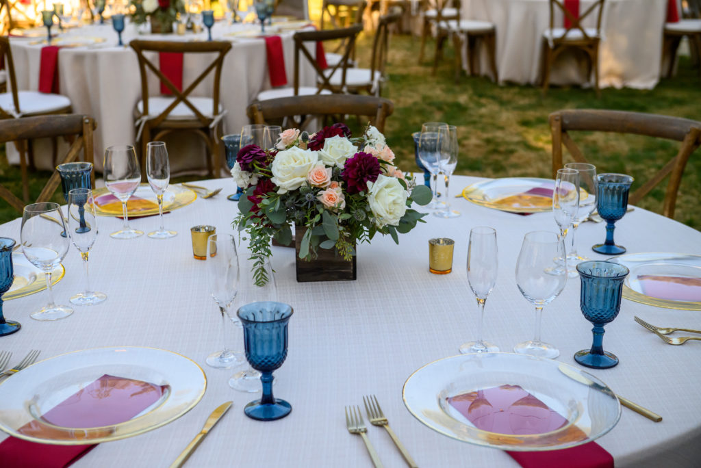 Outdoor wedding reception at Wente Vineyards in the Bay Area